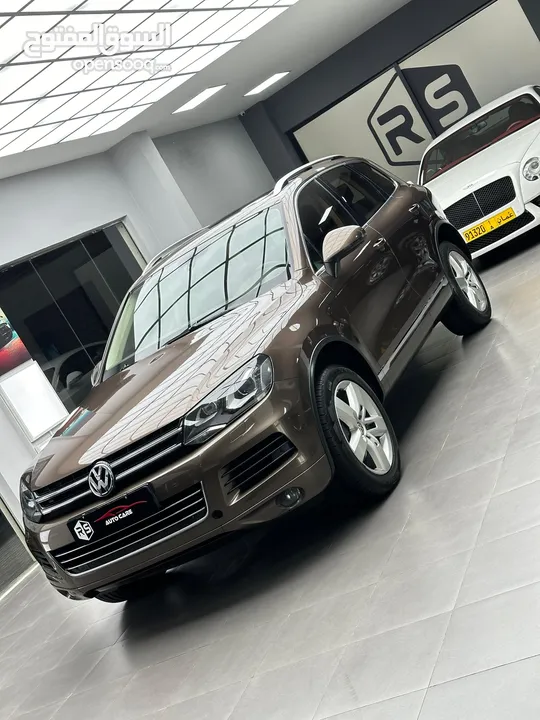 Touareg V6 4WD 2014 Oman agency first owner