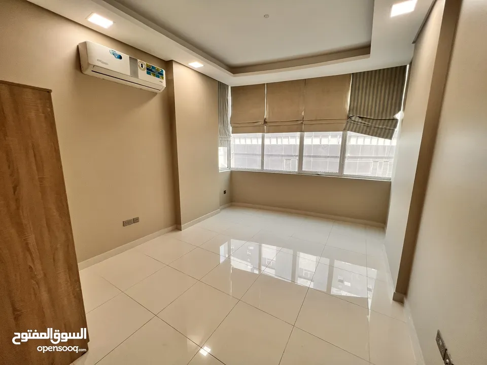 للايجار في الحد شقه  3 غرف و غرفه خادمه  For rent in hidd 3 bedroom apartment with maidsroom