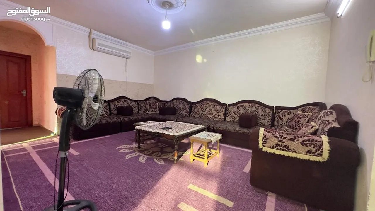 شقة مفروشة للايجار قرب مسجد علياء التل الحي الجنوبي