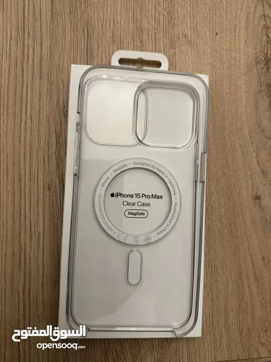 iPhone 15 pro max  Clear case  (MagSafe) الأصلي