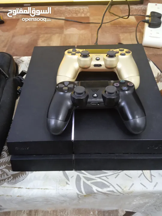 ps4 1TB + 2 controller