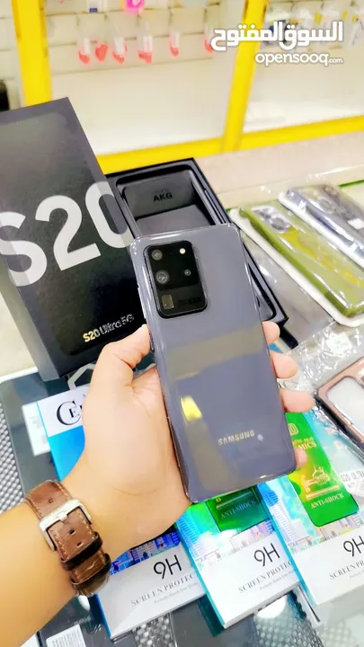 عرض لمدة محدودة : Samsung S20 ultra 256gb  هاتف نظيف جدا بحالة الوكالة مع جميع ملحقاته بأقل سعر