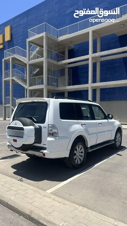 Mitsubishi pajero 2010 3800cc