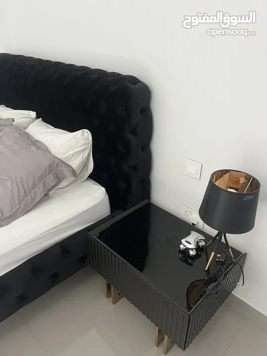 King size bed with two nightstands