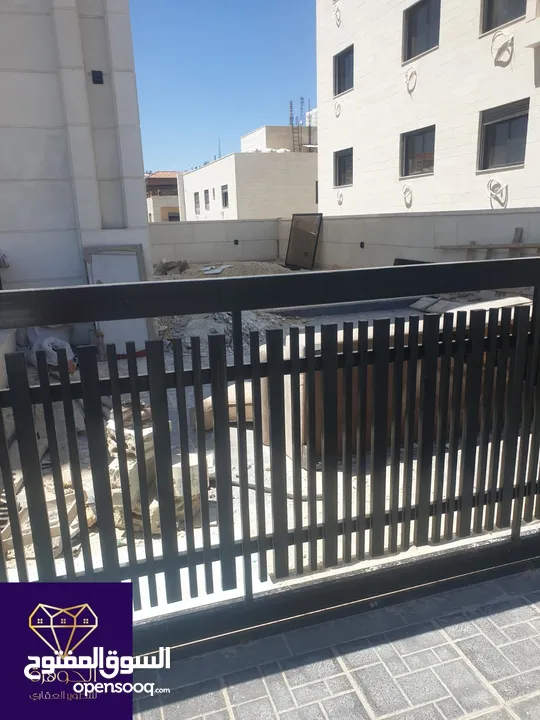 شقة أرضية فخمه ومميزة جديدة لم تسكن لقطه وبسعر مغري جداا عرض خاص ع اخر شقة أرقى مناطق خلدا