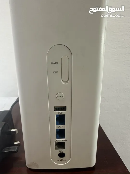 HUAWEI HOME ROUTER 4G LTE ( UNLOCKED)