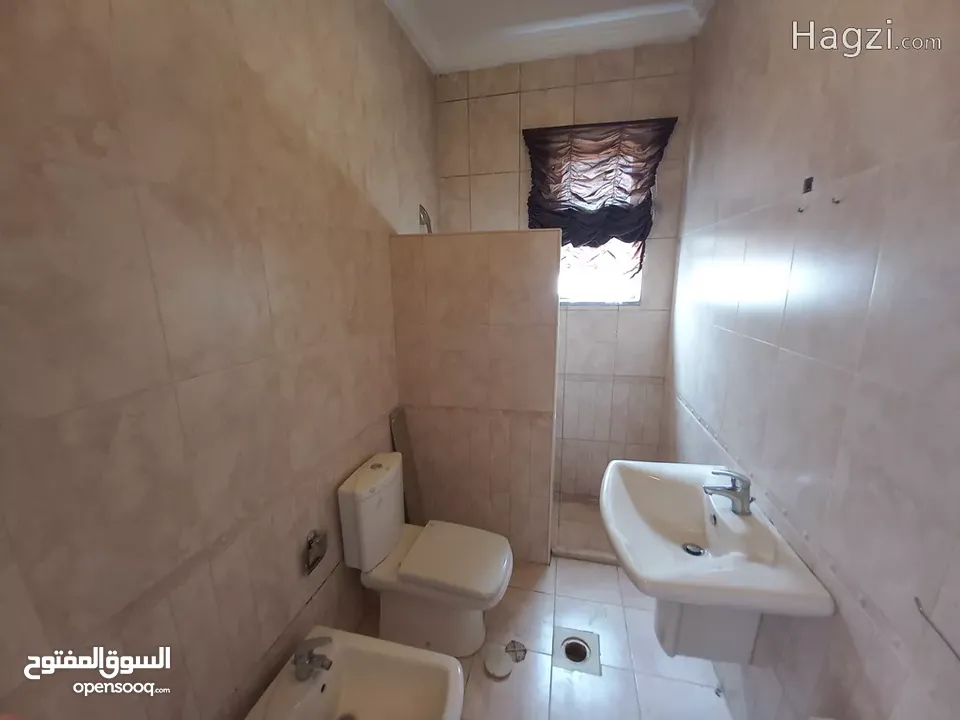 شقة غير مفروشة للإيجار 180م2 ( Property 16890 ) سنوي فقط