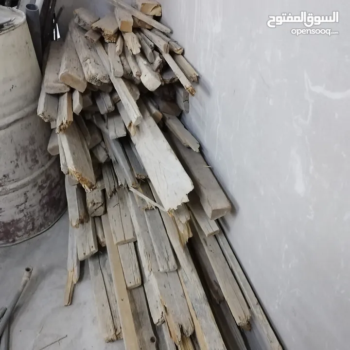 آليات وأدوات للبناء للبيع