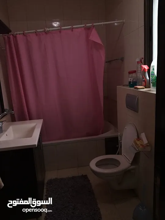 شقة مفروشة للبيع في رام الله