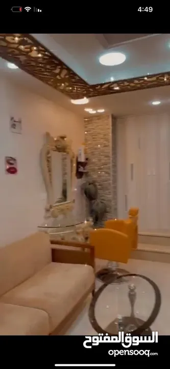 بسعر لقطه مع فرصه استثماريه  شقة ارضيه مع صالون ستاتي (ربوة عبدون )