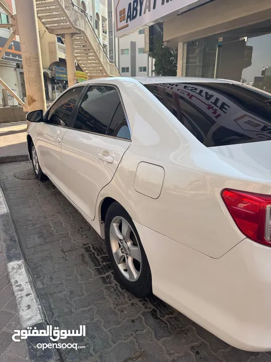 Camry 2014 GL white GCC