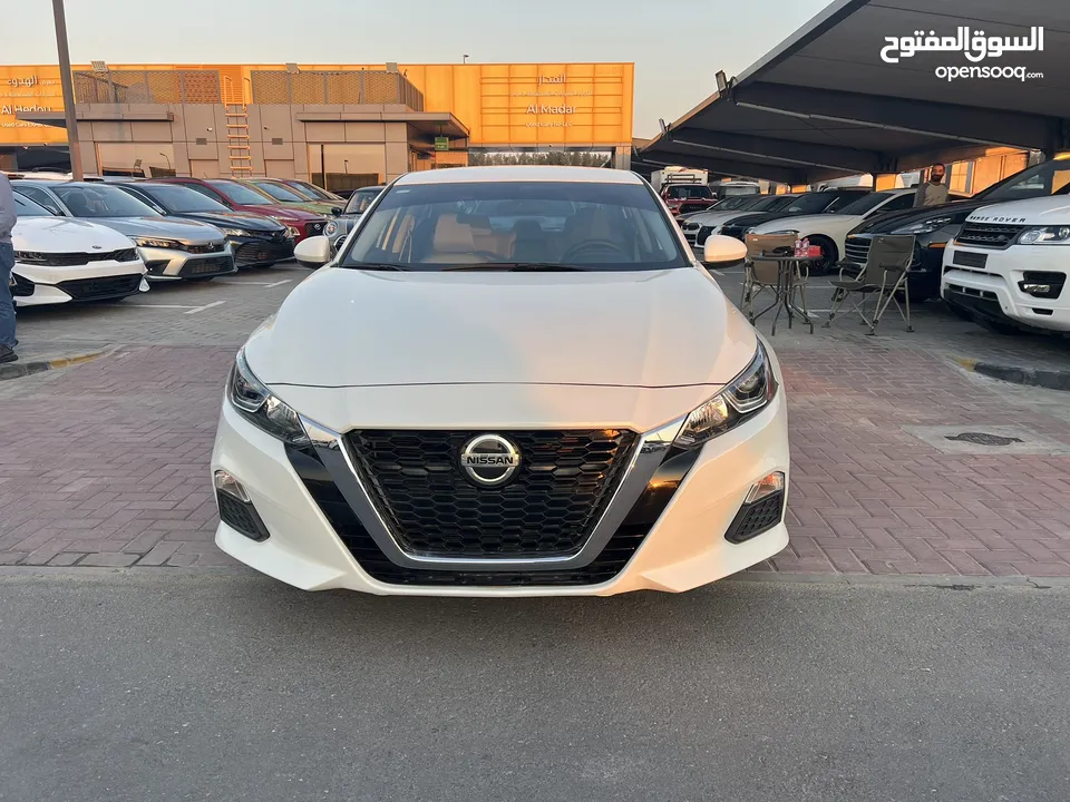 Nissan altima gcc 2020 v4 2.5L