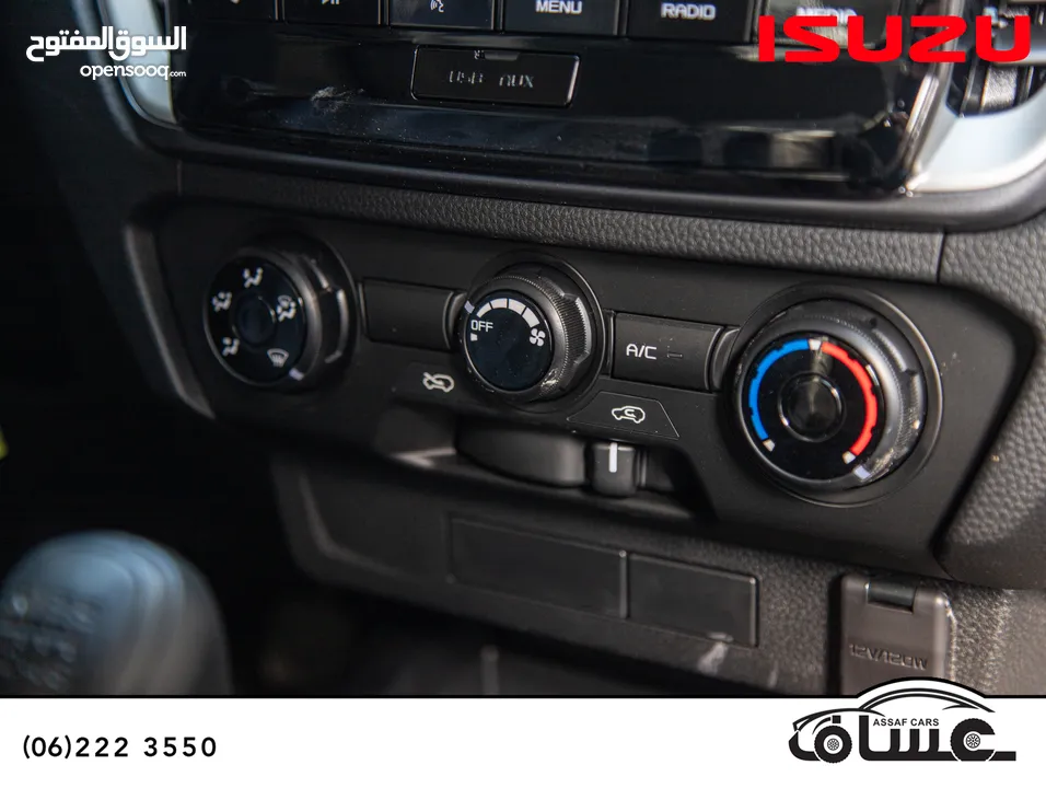 Isuzu D-Max 2025  كابينة