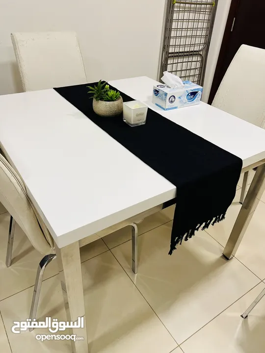طاوله طعام - Dining Table