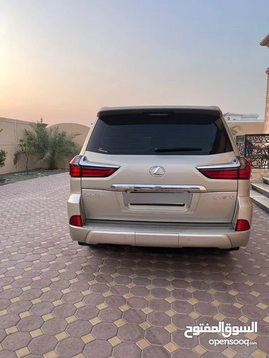 للببع لكزس LX570 موديل  2020 بحاله الوكاله خليجي الفطيم بحاله ممتازه جدا تشييكات الوكاله