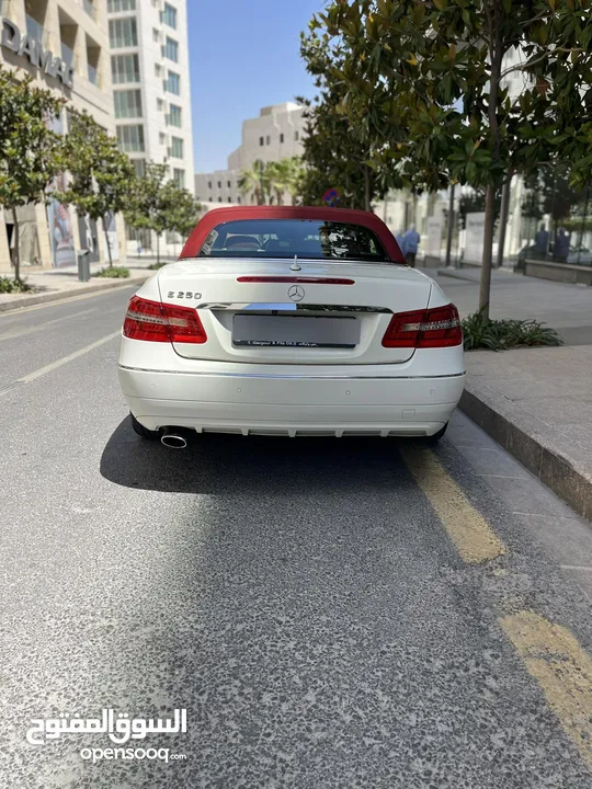 Mercedes E250 2012 كشف وارد غرغور  بحالة الوكالة فحص كامل