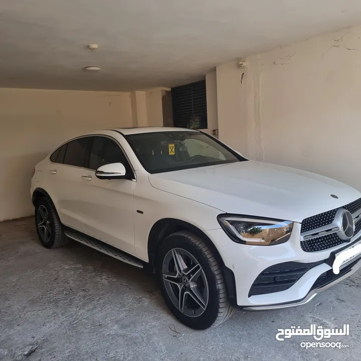 GLC 300e مرسيدس بنز