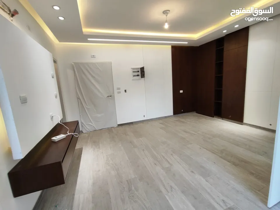 شقه لإيجار في ضاحية الريحان