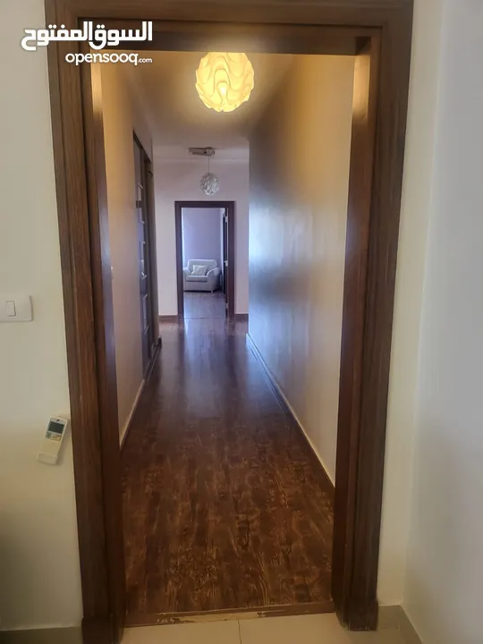 شقة طابق اخير مع روف للبيع ( Property ID : 38964 )