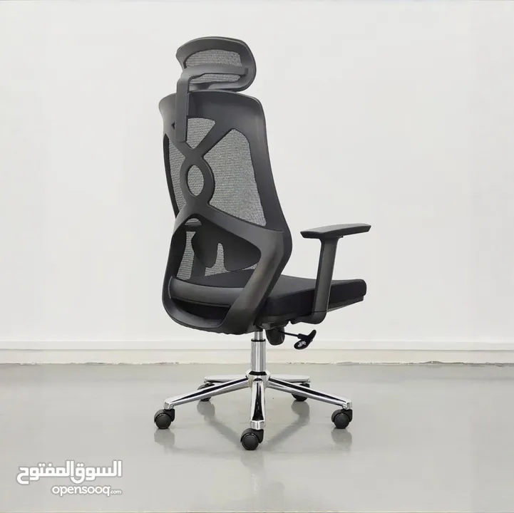 كراسي مكتب تنفيذية من فورز تم تصميم كراسي المكتب التنفيذية من FURZ لتناسب البيئات التنفيذية وساعات ا