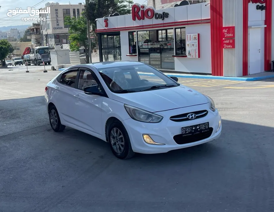 Hyundai accent 2017