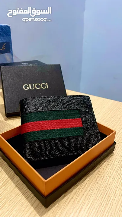 محفظة رجالية بتصميم جوتشيGUCCI