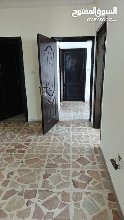 شقة مميزة جداً للبيع مساحة 123م / الطابق الاول - جبل الاخضر بالقرب من مدرسة روابي القدس