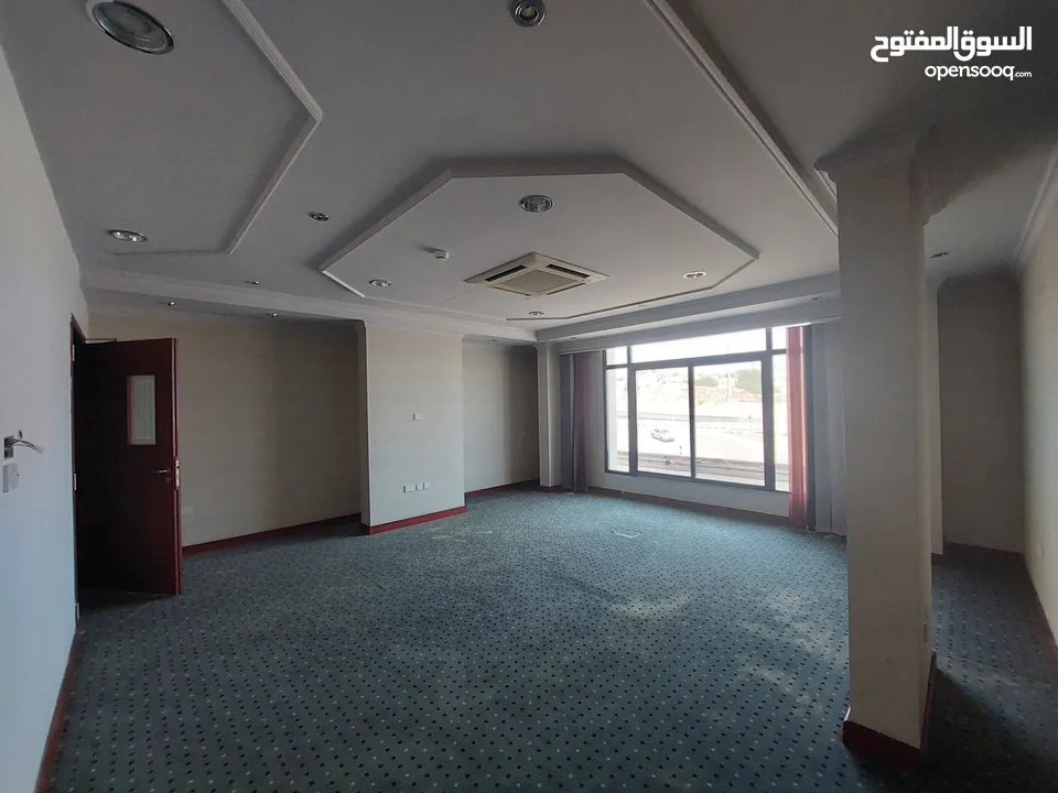 600 SQ M Private Office Space in Qurum