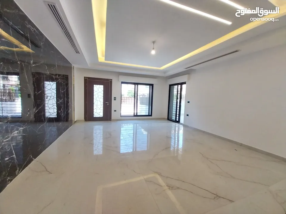 شقة للايجار في دير غبار  ( Property 33354 )-174964651