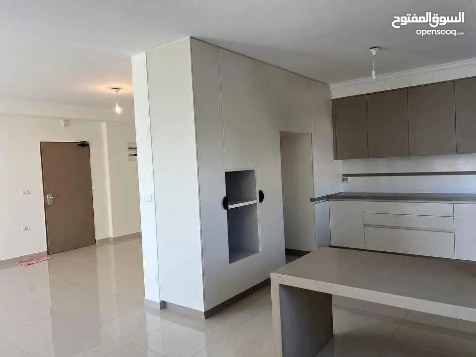 شقه فارغة للايجار في المصيون قرب سوبرماركت برافو