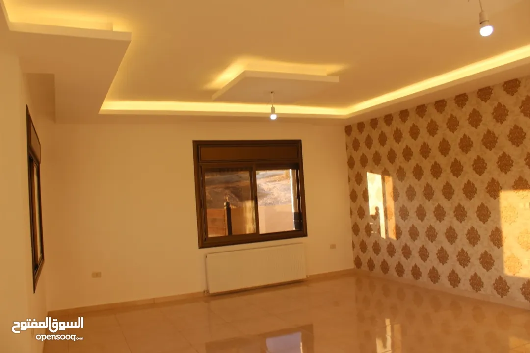 شقة سكنية للبيع في مرج الحمام
