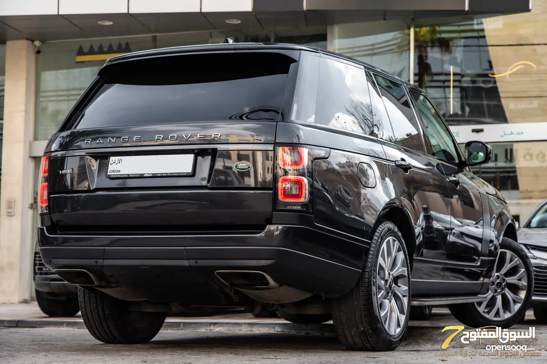 Range Rover vouge 2019 Hse Gasoline   السيارة وارد الشركة و قطعت مسافة 41,000 كم