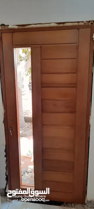 أبواب خشبيه