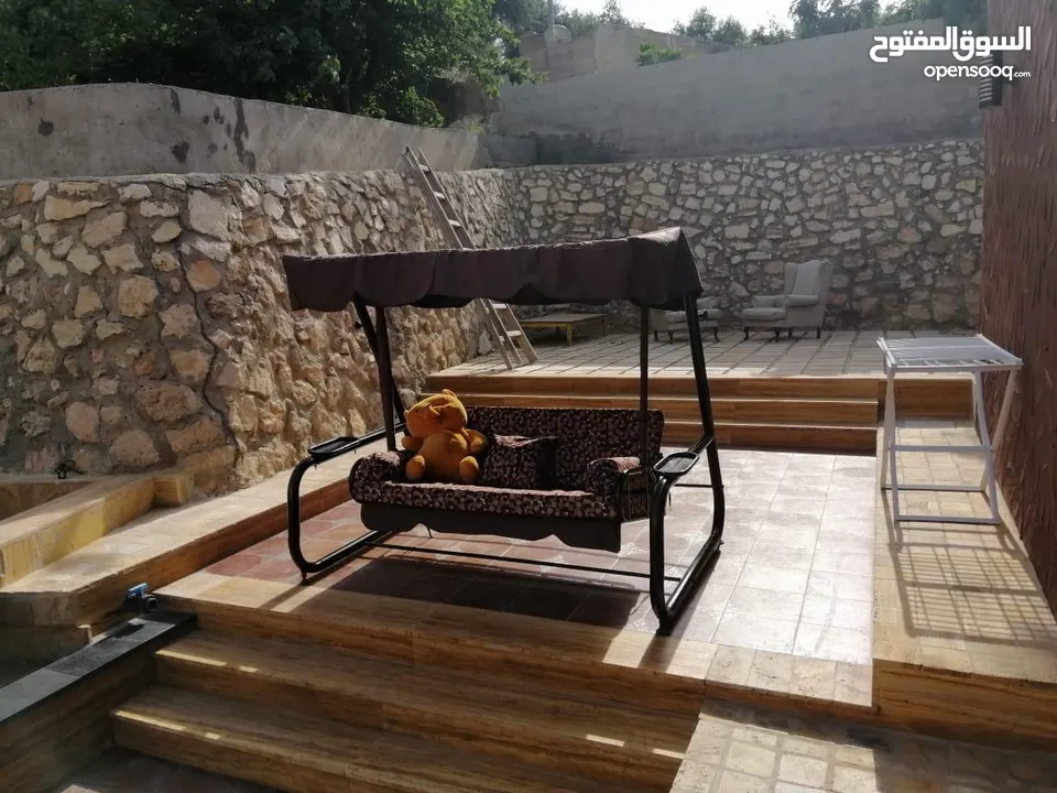 منزل شبه فيلا للبيع