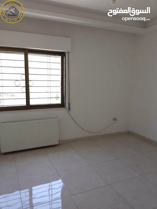 شقة أرضية مميزة للبيع في دير غبار 180م مع ترسات 45م تشطيب سوبر ديلوكس لم تسكن