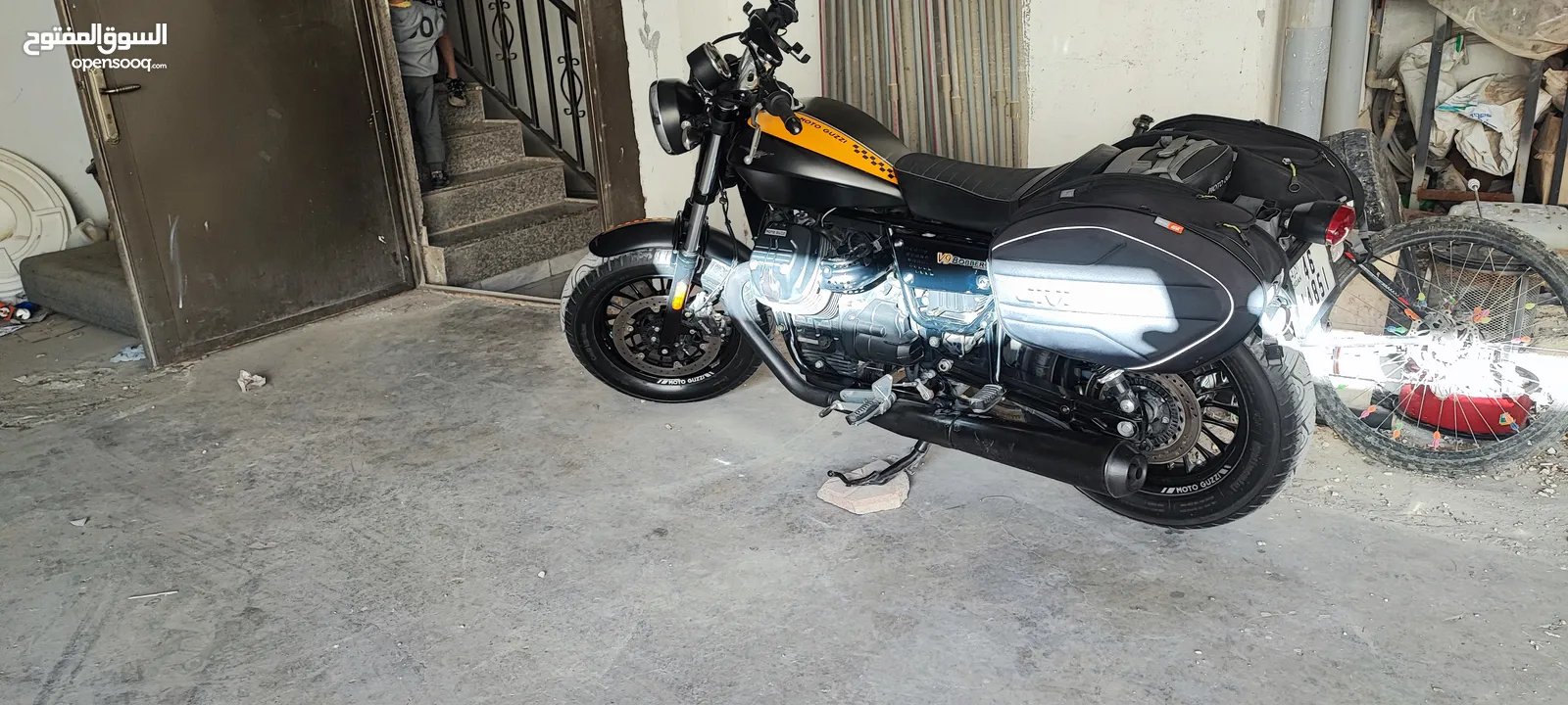 دراجه MOTO GOZE V9 كلسك سبور رياضي .  ايطالي