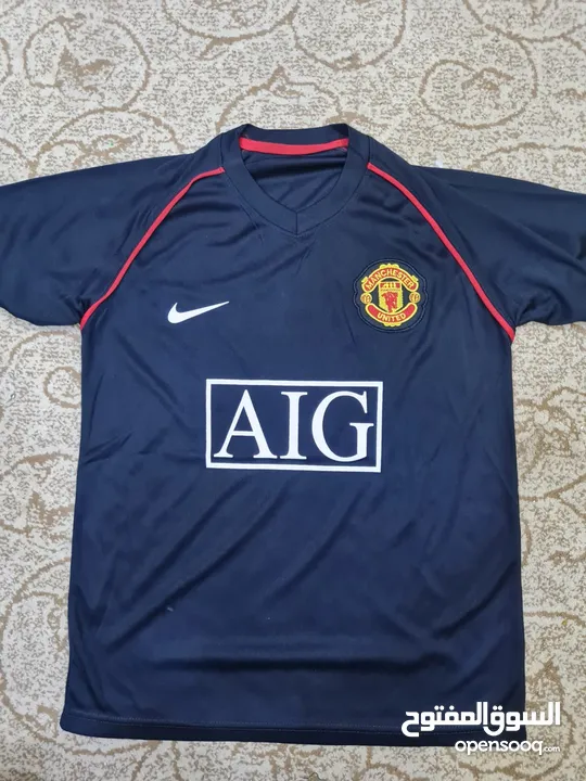 تيشيرت رياضة مانشستر يونايتد 2008 كرسيتيانو رونالدو لون اسود الدوري الانجليزي جديد