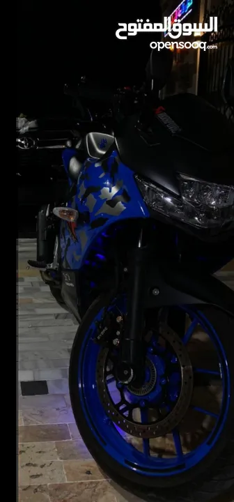 سوزوكي جيكسر 250sf  Suzuki gixxer 250sf