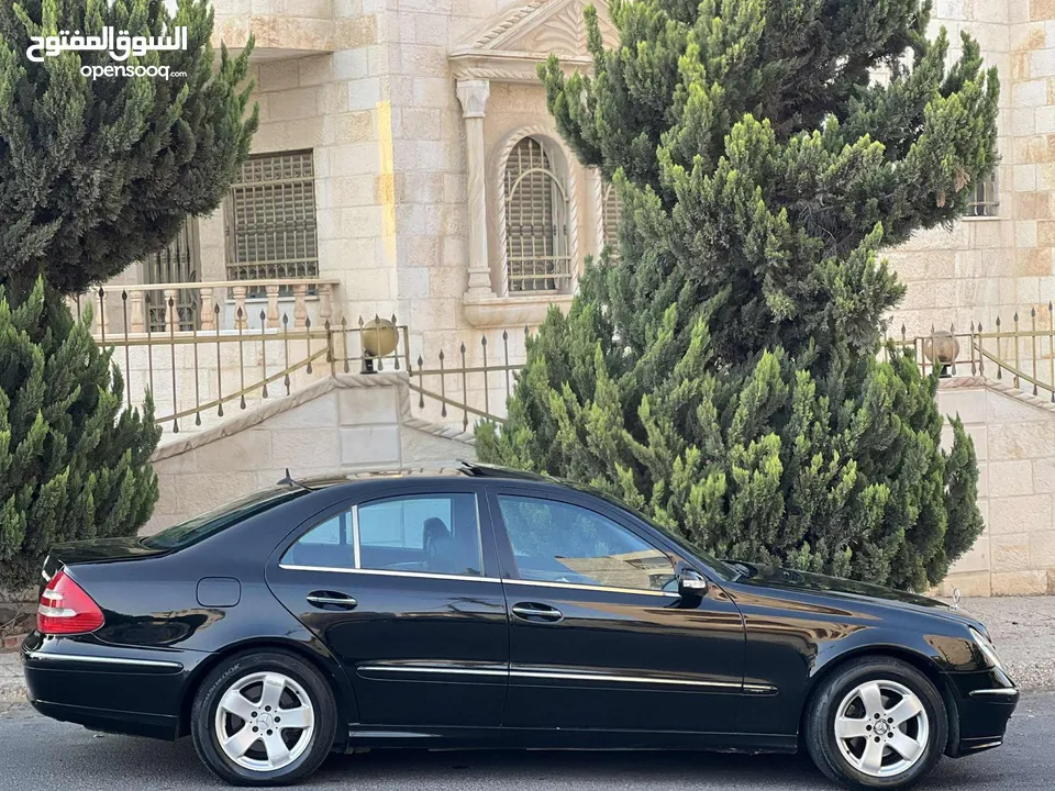 مرسيدس e200 موديل 2006 بحالة الوكالة فل اضافات افنتجارد لون اسود بالصلاة ع النبي ما شاء الله