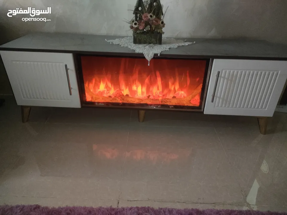 طاولة شاشة +خزانة أحذية +طاولة مجلس+اربع قطع جانبية