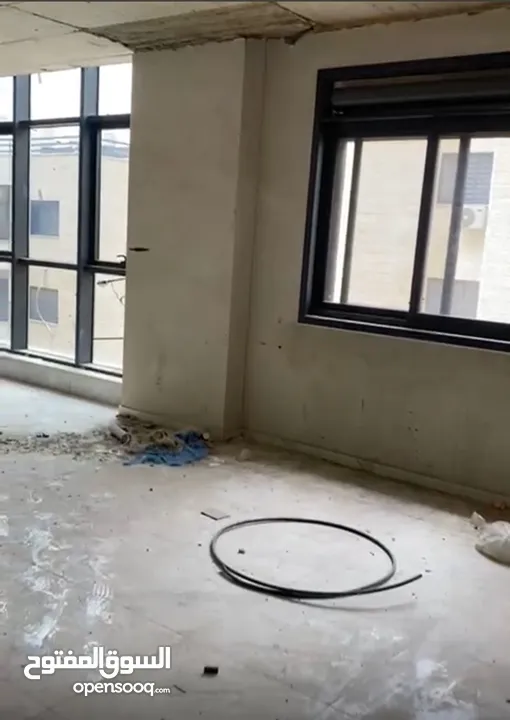 مكتب للبيع دفعة وأقساط - سعر مغري عالكاش