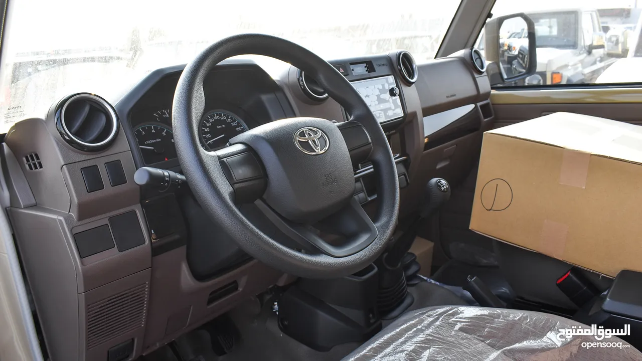 Toyota Land Cruiser Pickup 4.0L V6 Petrol Double Cabin