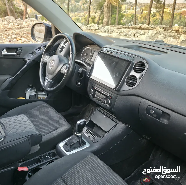 تيجوان  مميز.   دفع رباعي بانزين بحاله الوكاله محرك جير عالفحص ولا دقه عداد قليل.
