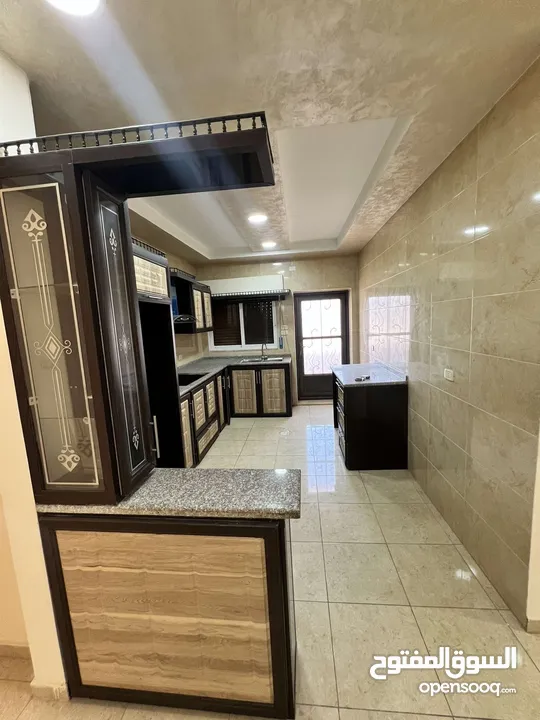 مطبخ المنيوم مستعمل للبيع
