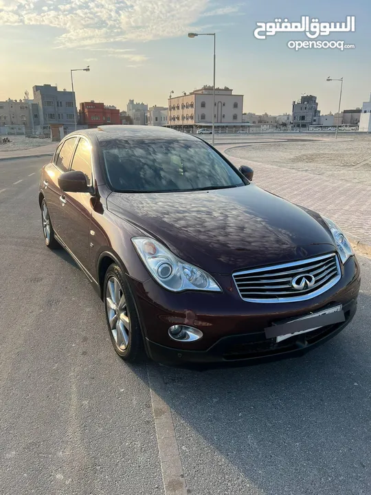 انفنتي QX50 مديل2015