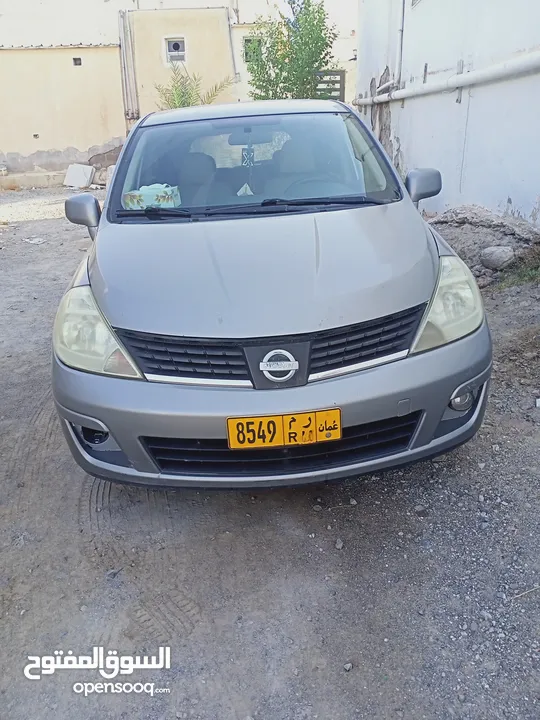 nissan versa 2008