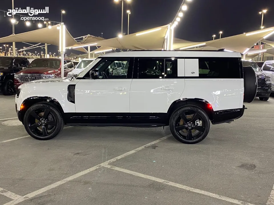 LAND ROVER DEFENDER 110 SE 2024 7 SEATS CLEAN TITLE   خالي من الحوادث تقبل التصدير للسعودية