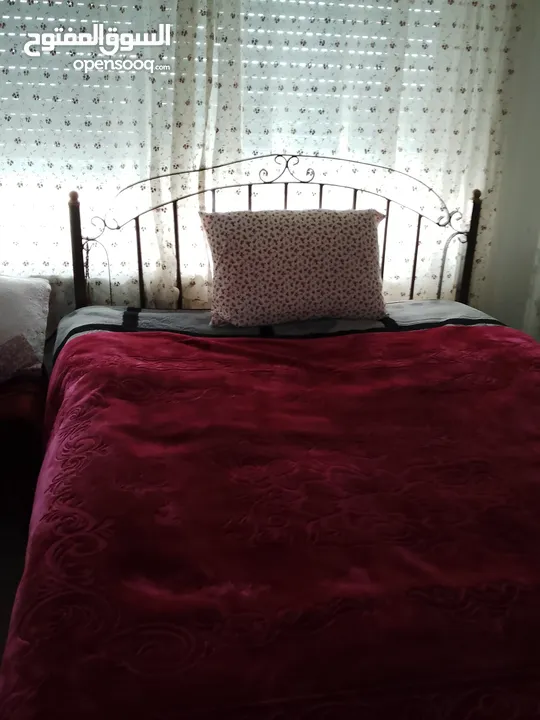 سرير تفصيل حديد كامل