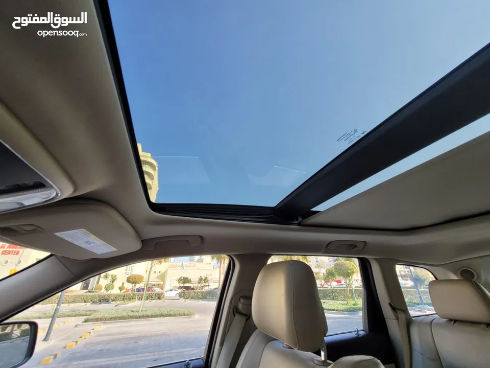 JEEP GRAND CHEROKEE LIMITED 2013 V8 FOR SALE IN BAHRAIN, LOW MILEAGE, EXCELLENT CONDITION