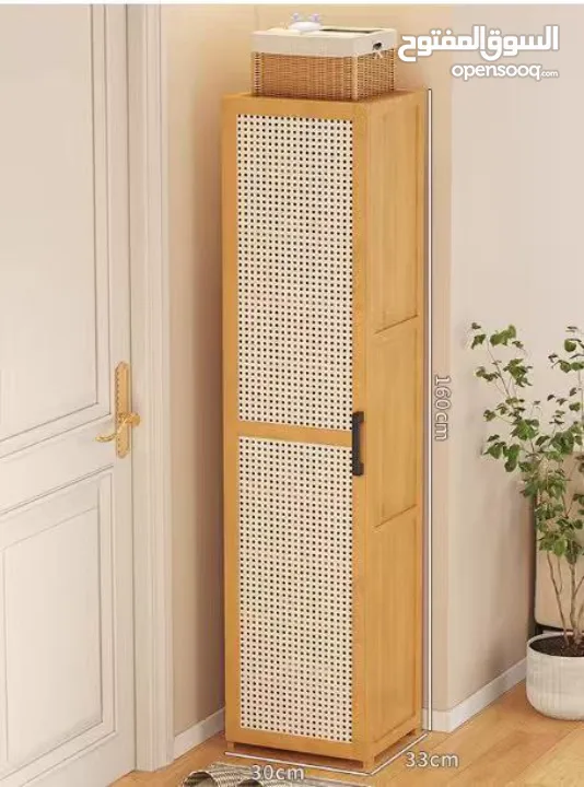 خزانة خشبية طولية متعددة الإستخدام والصور على الواقع